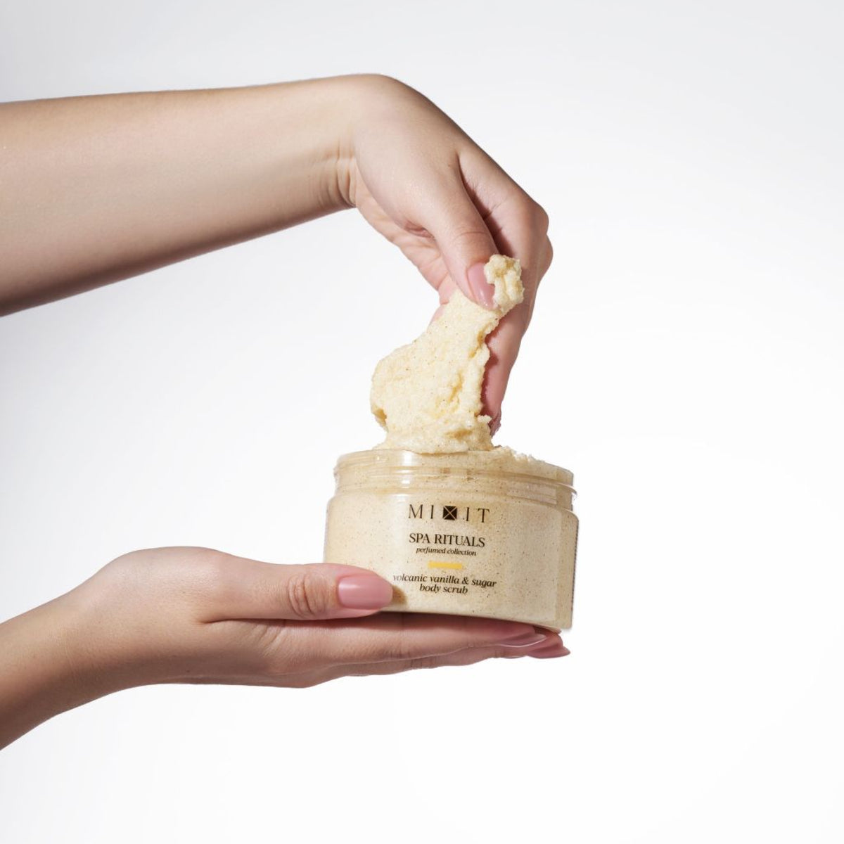 MIXIT Spa Rituals Volcanic Vanilla & Sugar Smoothing Body Scrub 300g