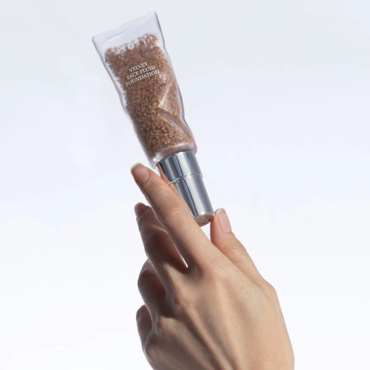 Make Up Velvet Face Fluid Foundation, 02 Soft Sand, 30 ml